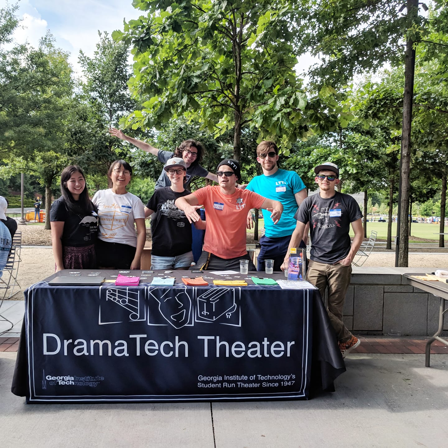 Students from DramaTech volunteer at FASET for summer first-years on June 13, 2018