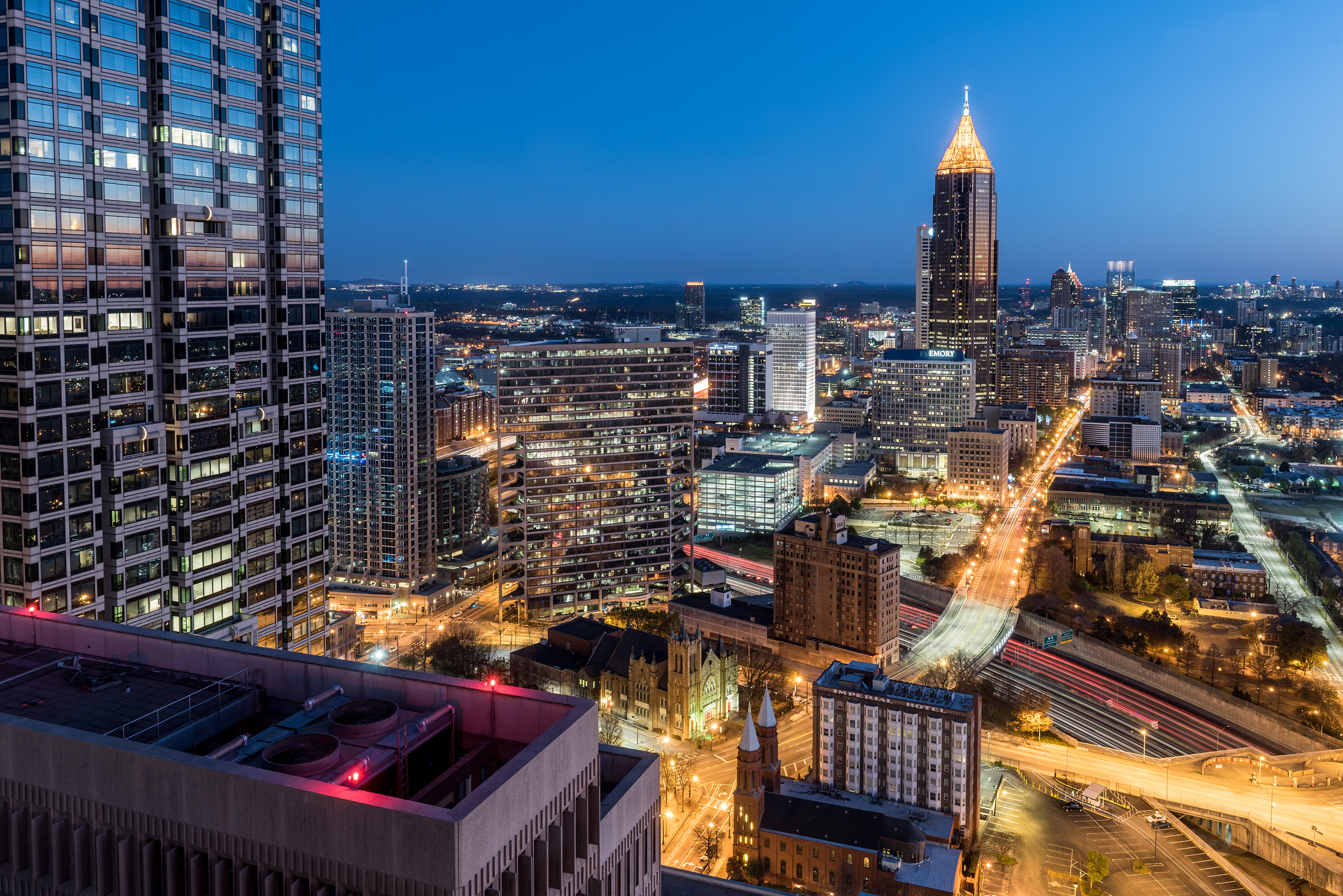 A majority of the world's people now live in urban areas, like Atlanta, creating both challenges and opportunities for "Smart Cities." (Credit: Rob Felt, Georgia Tech)