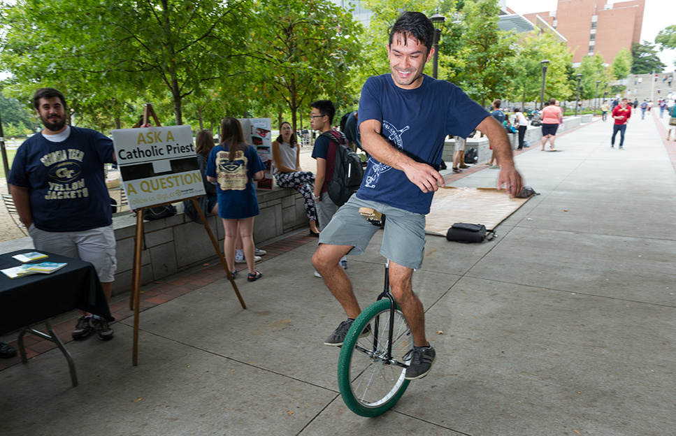 Shekaib Musa unicycles during Pastimes between Class Times on Sept. 22. 