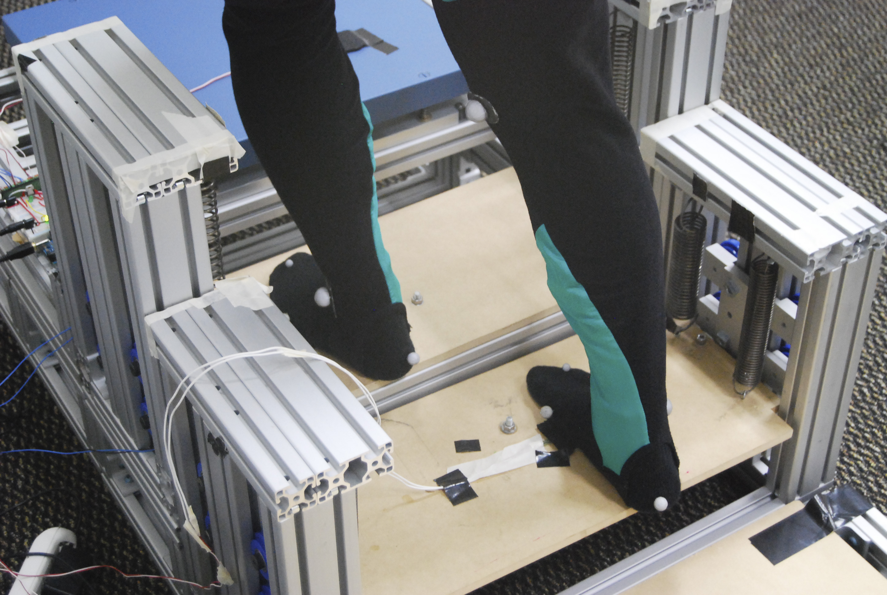 When going up, the stairs give people a boost by releasing stored energy, making it 37 percent easier on the knee than using conventional stairs. When going up, the stairs give people a boost by releasing stored energy, making it 37 percent easier on the knee than using conventional stairs.