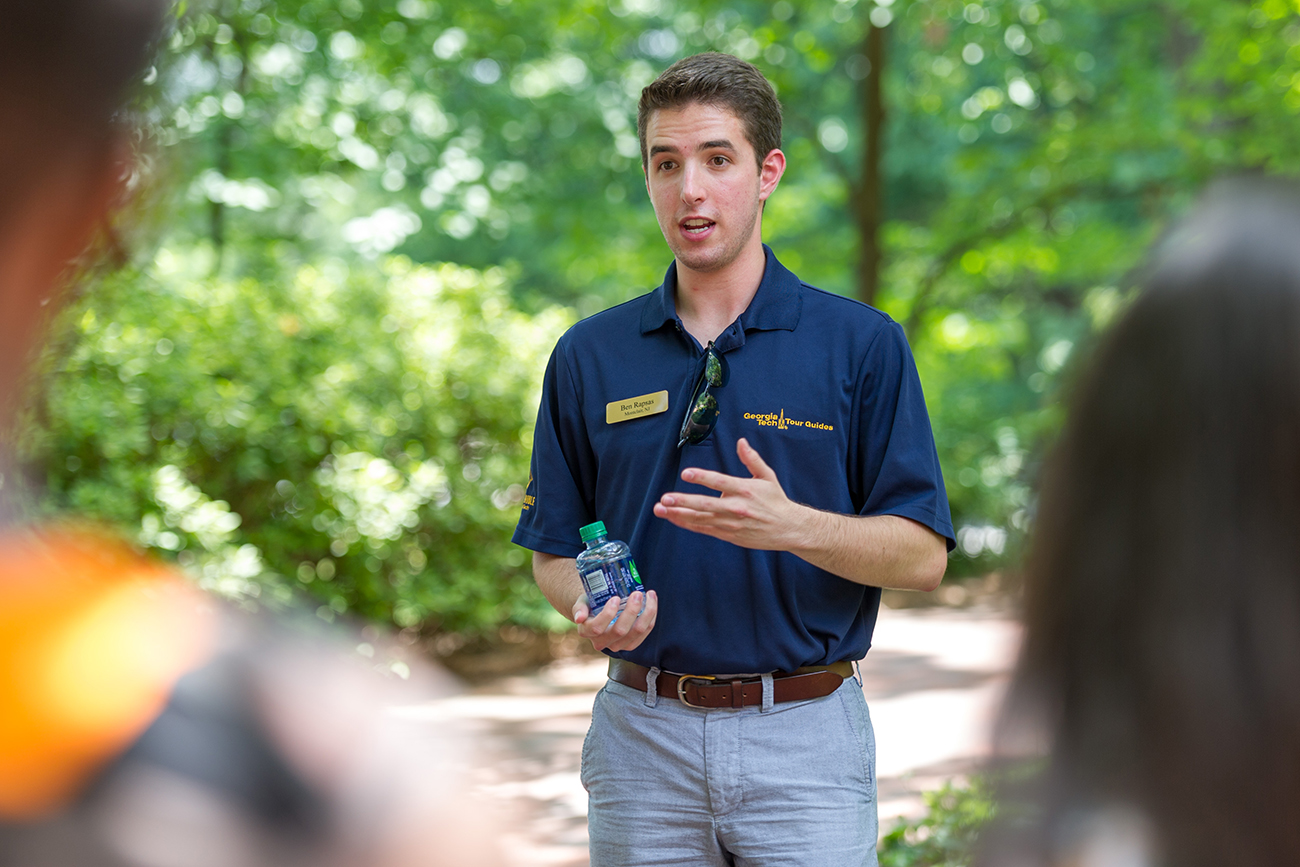 Ben Rapsas, a biomedical engineering major from Montclair, New Jersey, gives a campus tour