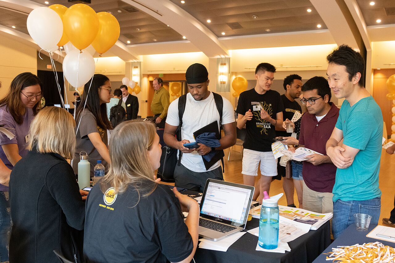 Commencement Fair Fall 2018