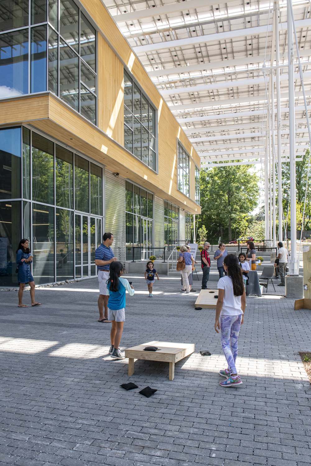 Kendeda Bldg family & friends day