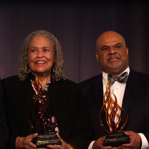 Holmes and Hunter-Gault recieving the Ivan Allen jr prize