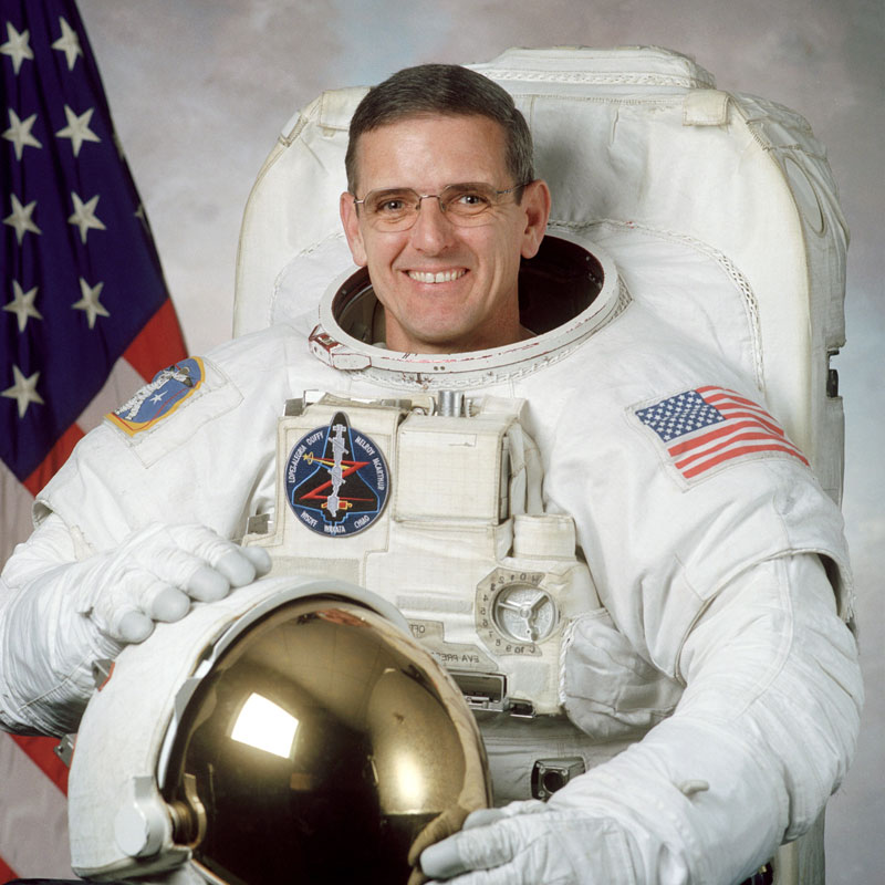 photo - William McArthur