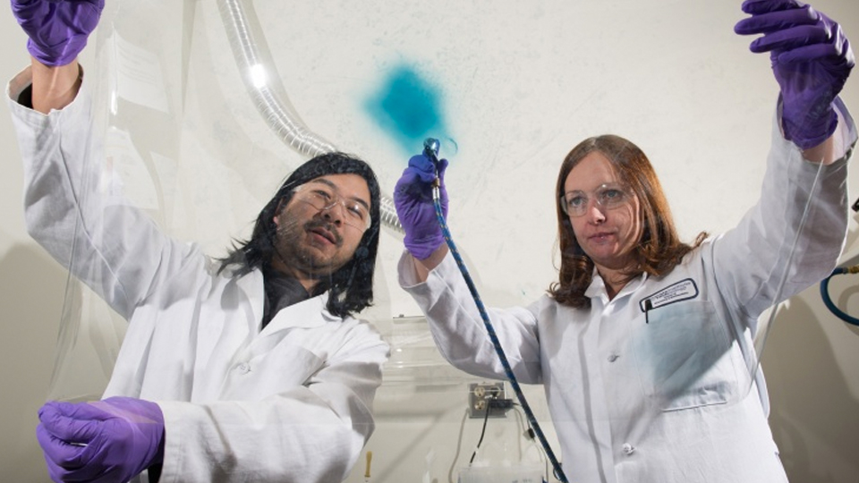 New Materials Could Change Sunglass Lenses from Tinted to Clear in Seconds