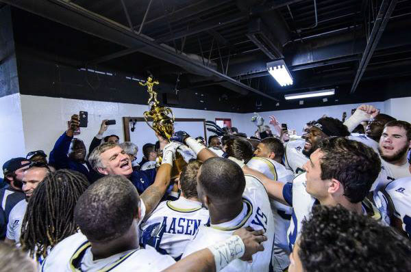 Georgia Tech football team after UGA win