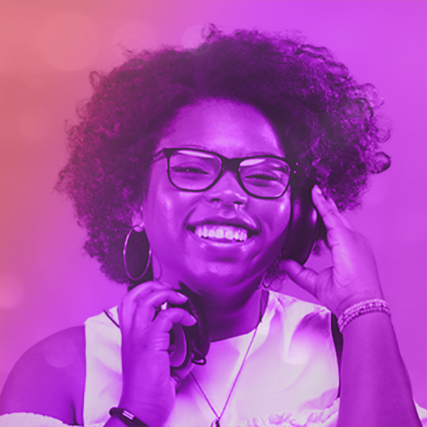 Portrait of Nylah Julmice with headphones