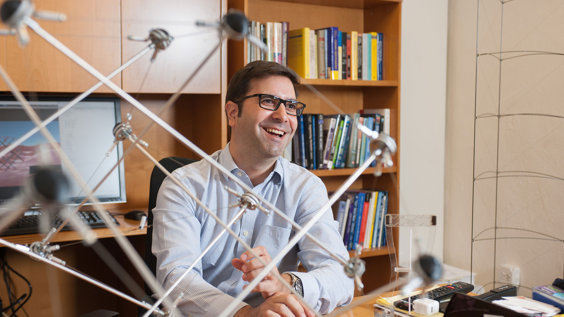 photo - Julian Rimoli at his desk
