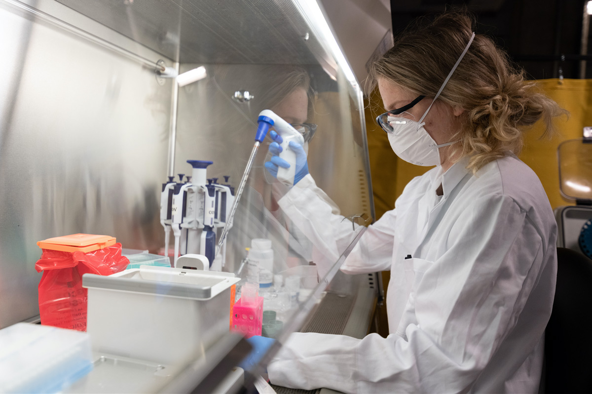 Laboratory scientist Katie Ferguson 