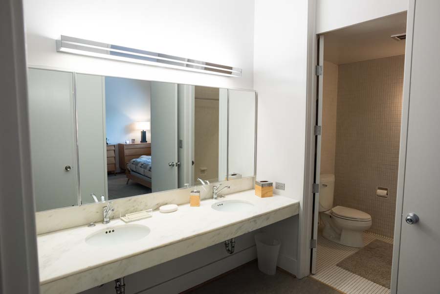 Heffernan House library detail.