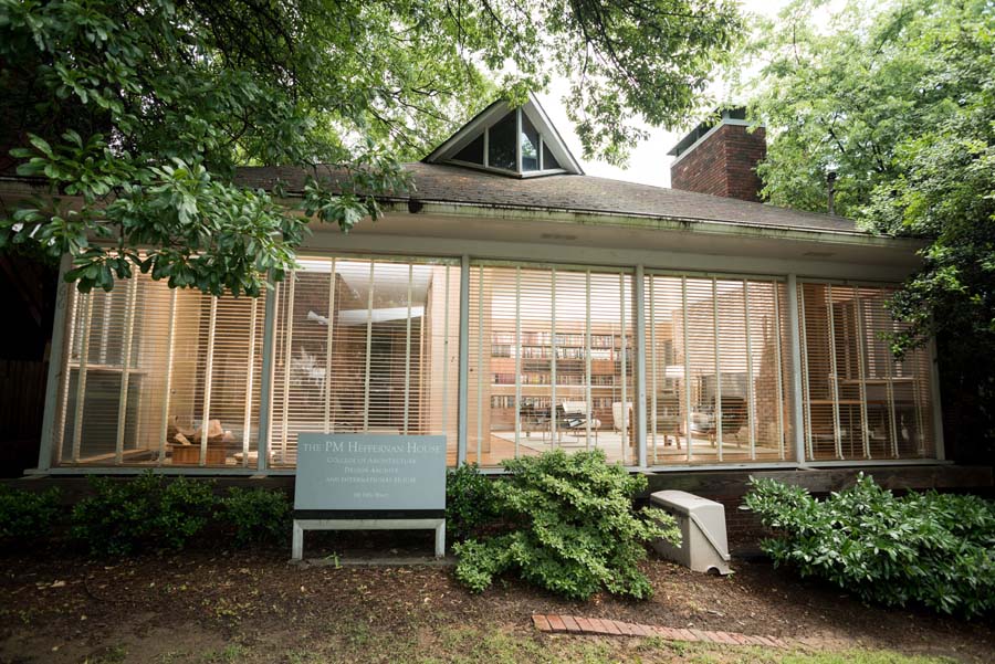 Heffernan House kitchen.
