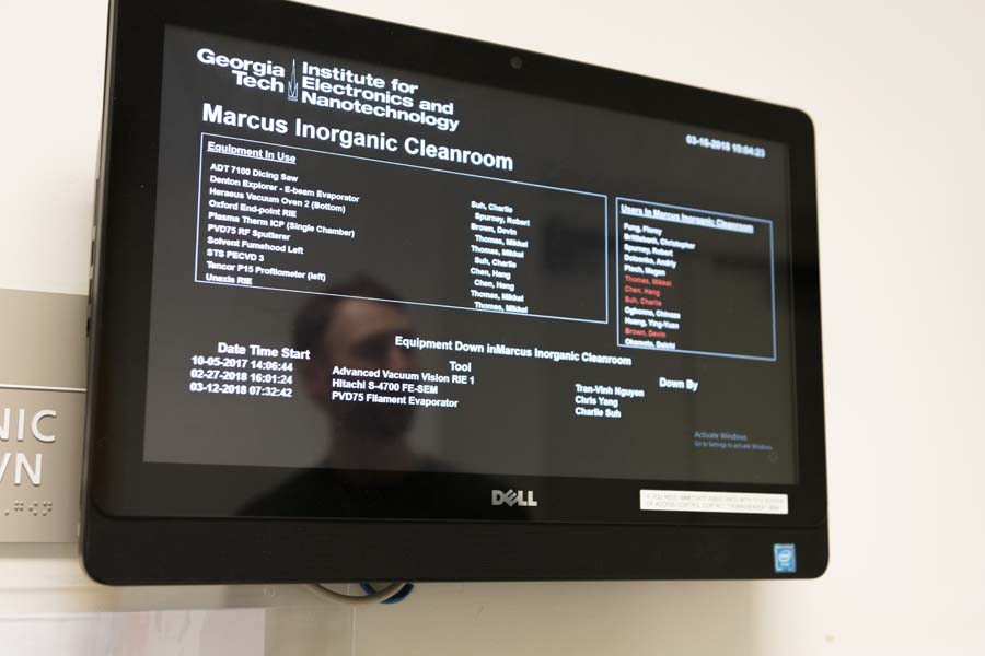 When entering the cleanroom, researchers sign in via an electronic system that records who enters, the equipment used and their departure time.