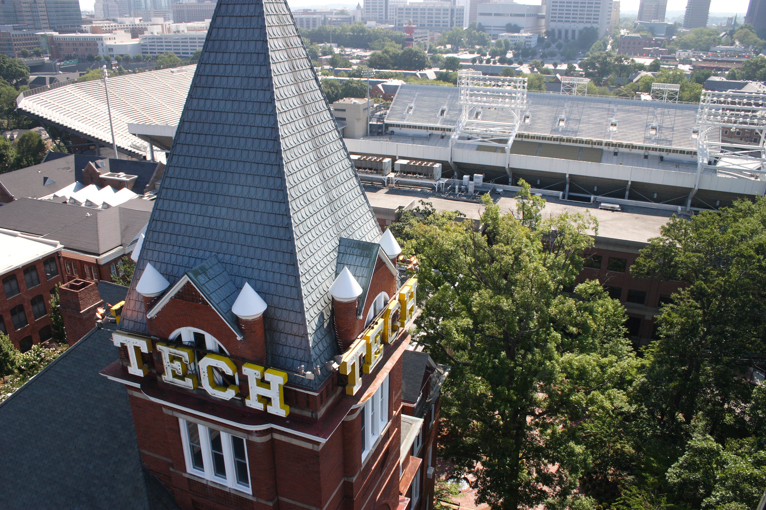 According to the 2014 Academic Ranking of World Universities (ARWU) by Shanghai Jiao Tong University, Georgia Tech's engineering programs are sixth best in the world. Several other Georgia Tech programs rank in the top 50.