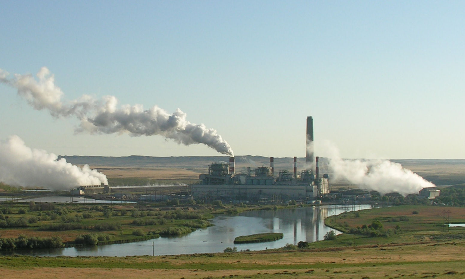 The Dave Johnson coal-fired power plant in central Wyoming. Credit: Wikimedia Commons CC 2.0 Generic Goebel The Dave Johnson coal-fired power plant in central Wyoming. Credit: Wikimedia Commons CC 2.0 Generic Goebel