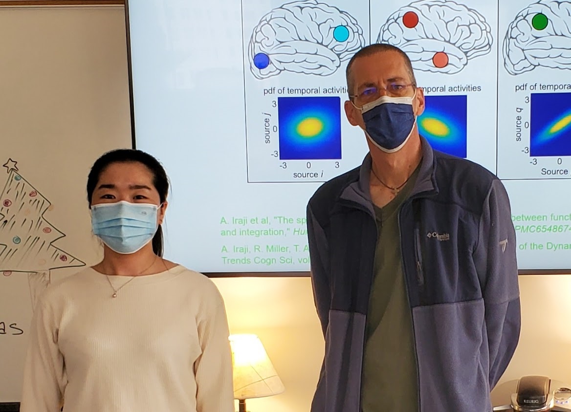 Researchers Kuaikuai Duan and Vince Calhoun have found that neurological complications of Covid-19 patients may be linked to lower gray matter volume in the front region of the brain even six months after hospital discharge. (Photo credit: Vince Calhoun, Georgia Tech) Researchers Kuaikuai Duan and Vince Calhoun have found that neurological complications of Covid-19 patients may be linked to lower gray matter volume in the front region of the brain even six months after hospital discharge. (Photo credit: Vince Calhoun, Georgia Tech)