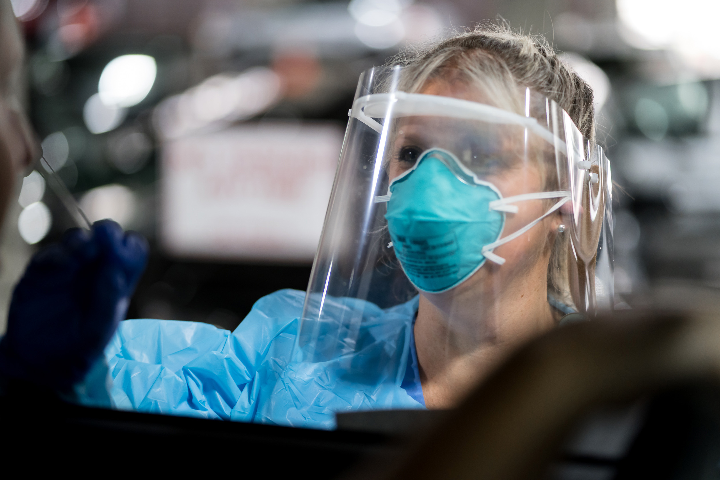 Robin Mauldin, RN, BSN, wears a face shield at Prisma Health Medical Group in Columbia, South Carolina. The shield was produced through a manufacturing effort launched by Georgia Tech and supported by a group of industrial collaborators. (Prisma Health Midlands Foundation)